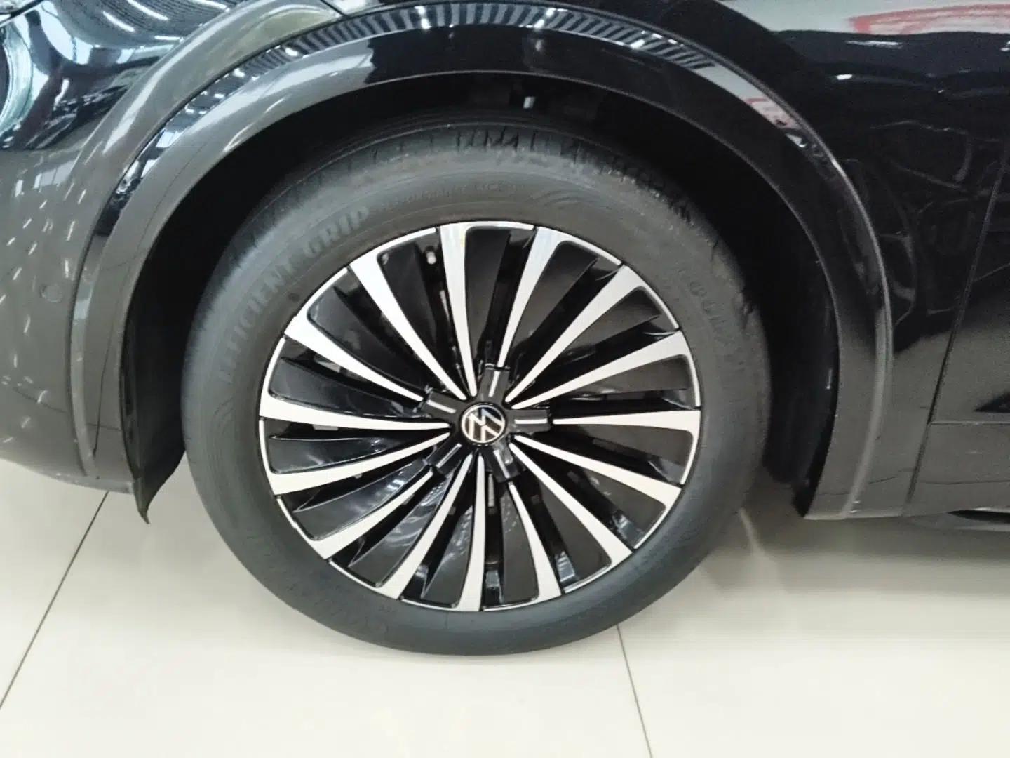 Volkswagen Viloran 2023 380TSI Prestige Edition — миниатюра 10