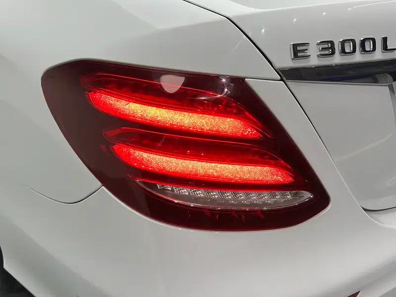 2018 Mercedes-Benz E-Class E 300 L Sport Style — миниатюра 13