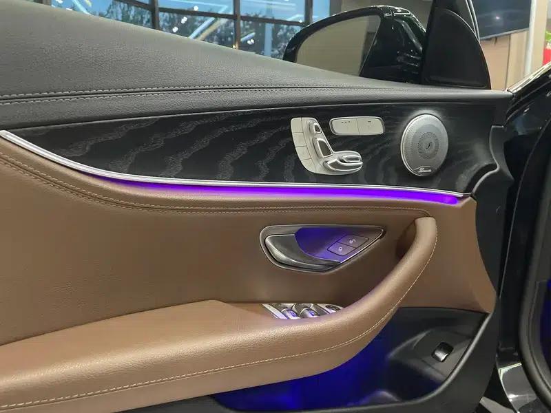 Mercedes-Benz E-Class 2019 Facelift E 300 L Fashion Model — миниатюра 12
