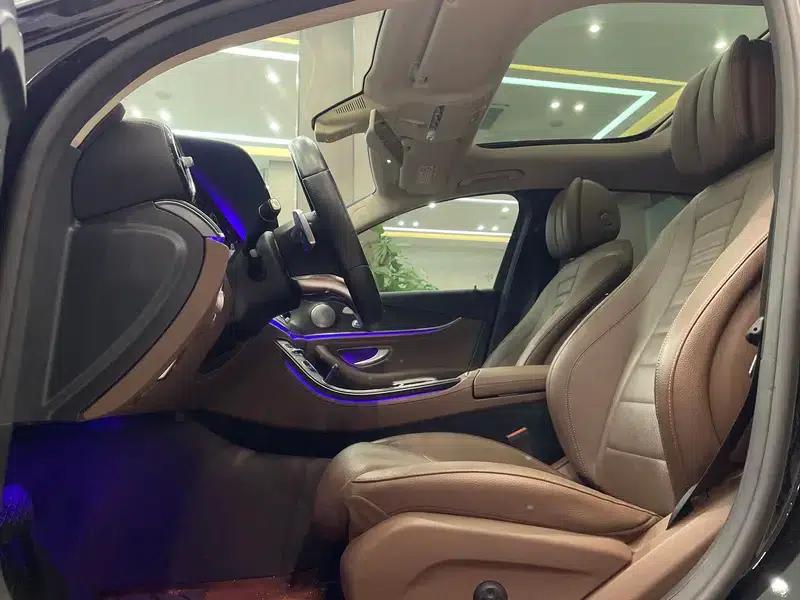 Mercedes-Benz E-Class 2019 Facelift E 300 L Fashion Model — миниатюра 27