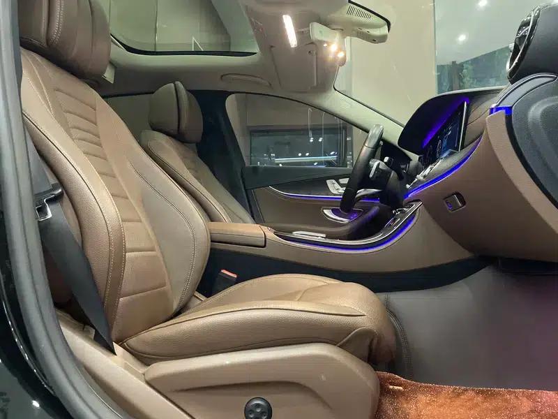 Mercedes-Benz E-Class 2019 Facelift E 300 L Fashion Model — миниатюра 31