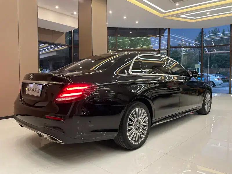 Mercedes-Benz E-Class 2019 Facelift E 300 L Fashion Model — миниатюра 6
