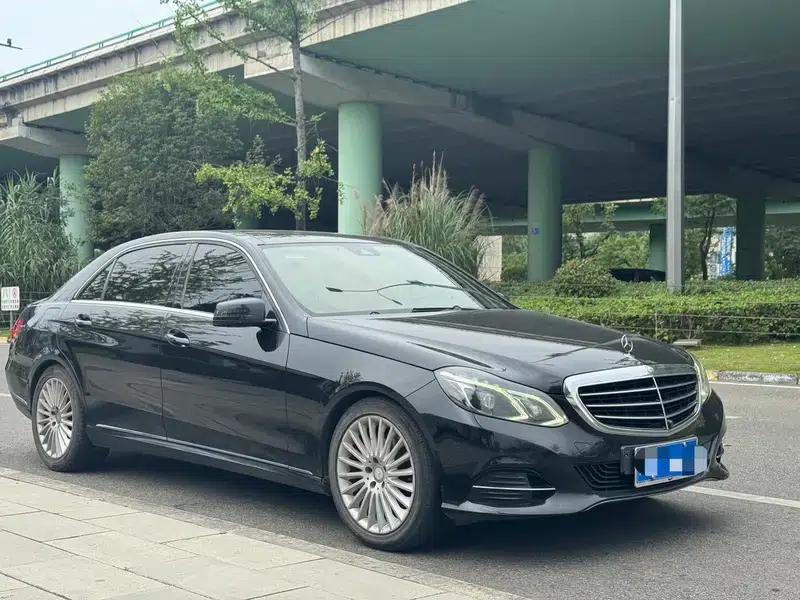 2014 Mercedes-Benz E-Class E 260 L Luxury — миниатюра 3