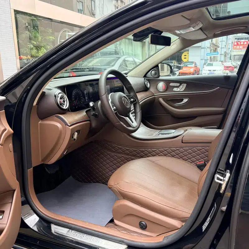 Mercedes-Benz E-Class 2019 Facelift E 300 L Luxury — миниатюра 8