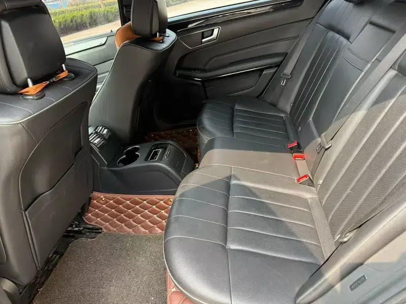 2015 Mercedes-Benz E-Class E 180 L Sport — миниатюра 9