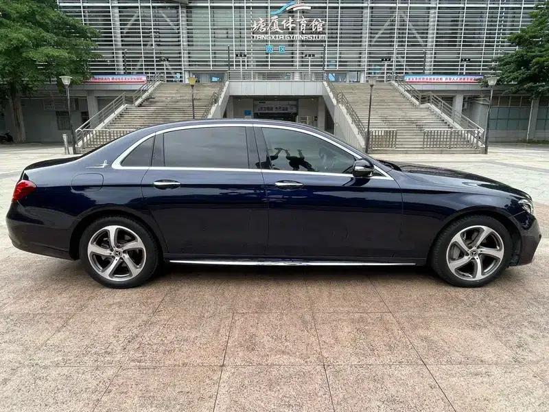 Mercedes-Benz E-Class 2018 Facelift E 300 L Sport Style — миниатюра 8
