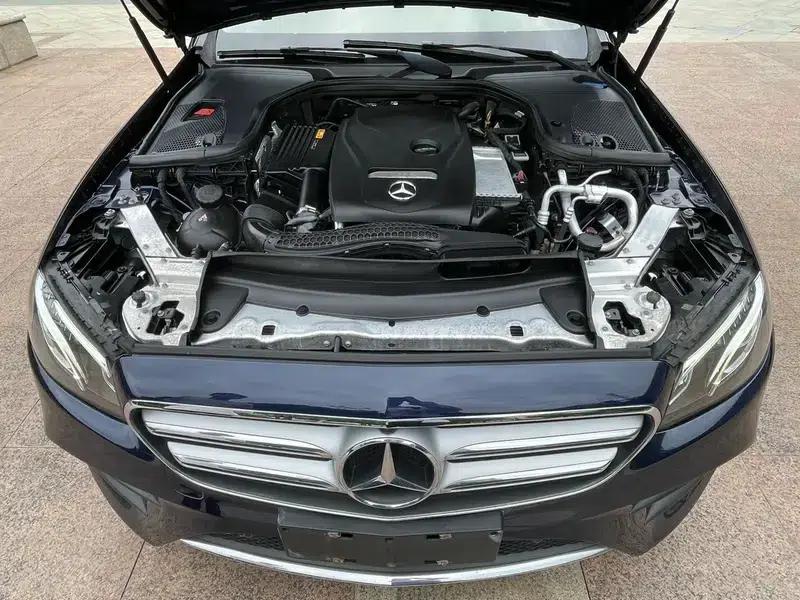 Mercedes-Benz E-Class 2018 Facelift E 300 L Sport Style — миниатюра 9