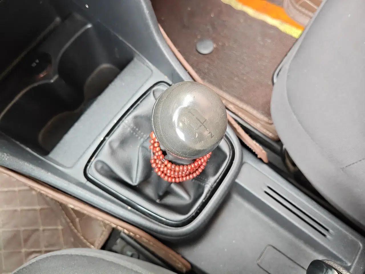 Volkswagen Jetta 2015 Zhuihui Edition 1.4L Manual Fashion Model — миниатюра 14