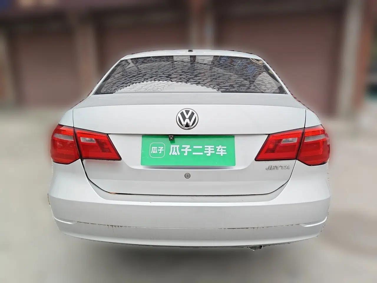 Volkswagen Jetta 2015 Zhuihui Edition 1.4L Manual Fashion Model — миниатюра 5