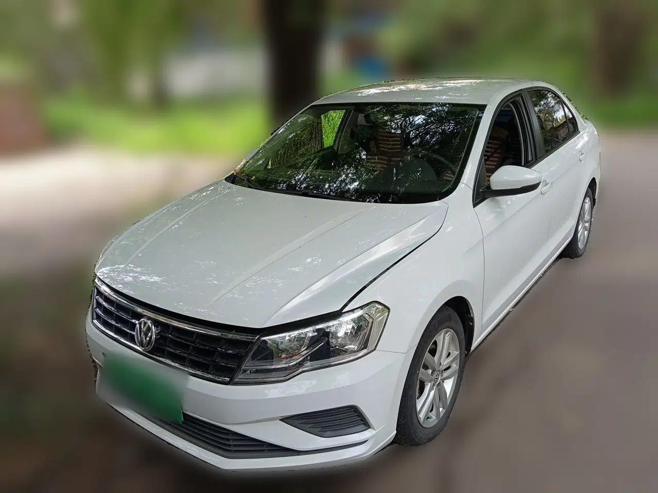 Volkswagen Jetta 2019 Dream Edition 1.4L Manual Fashion Version — миниатюра 1