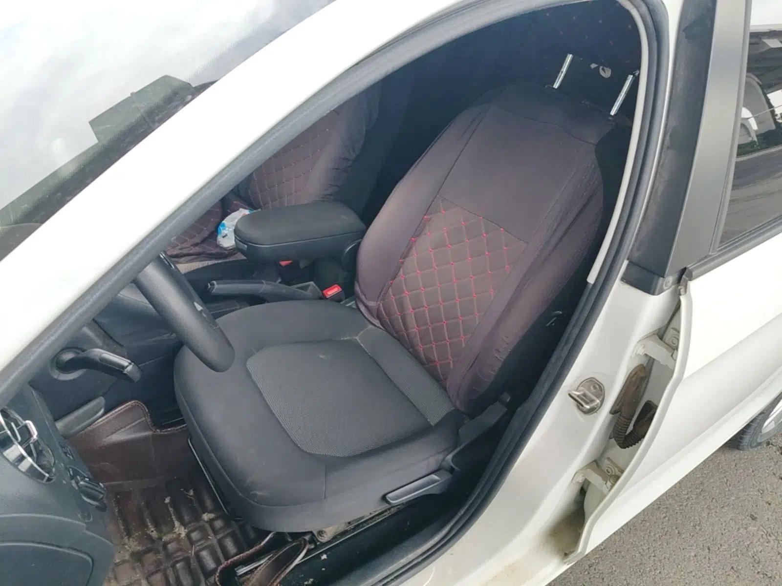 Volkswagen Jetta 2019 Dream Edition 1.5L Manual Fashion Version — миниатюра 22