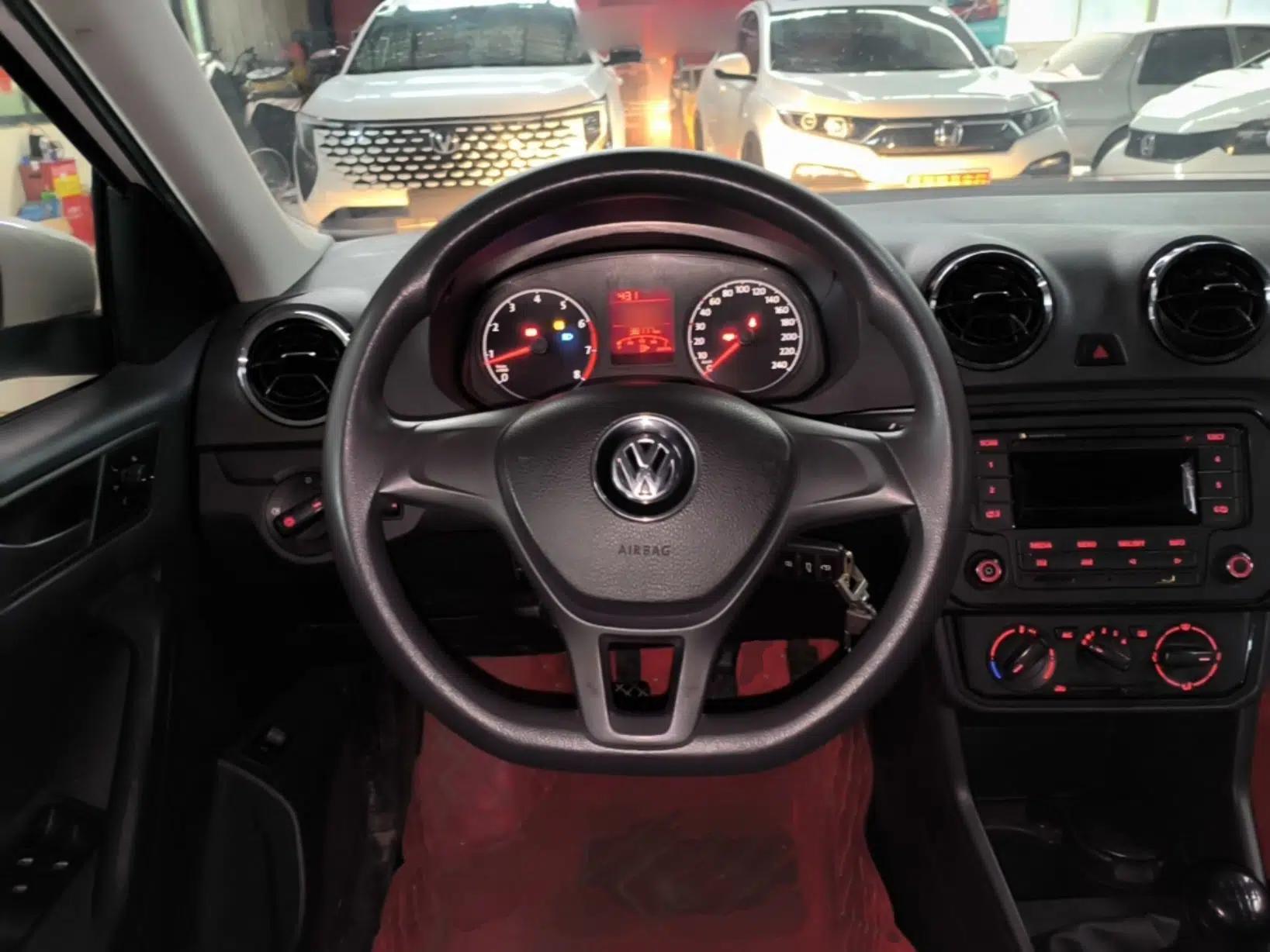 Volkswagen Jetta 2019 Dream Edition 1.4L Manual Fashion Version — миниатюра 13
