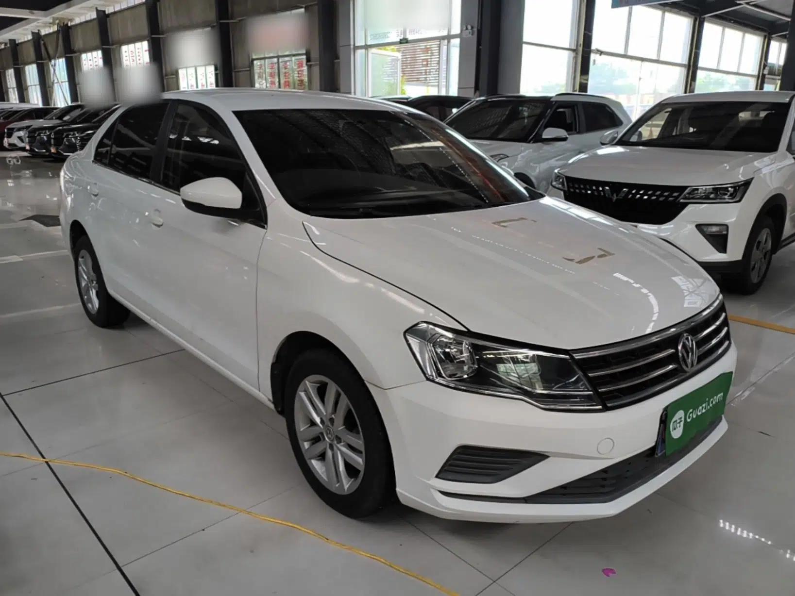 Volkswagen Jetta 2019 Dream Edition 1.4L Manual Fashion Version — миниатюра 3