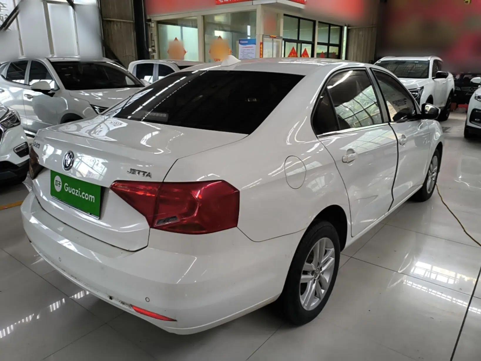 Volkswagen Jetta 2019 Dream Edition 1.4L Manual Fashion Version — миниатюра 6