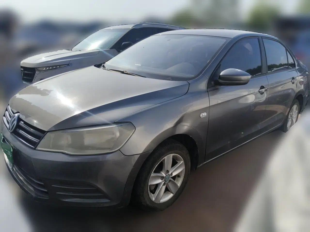 Volkswagen Jetta 2015 Value Edition 1.6L Manual Fashionable Style — миниатюра 1