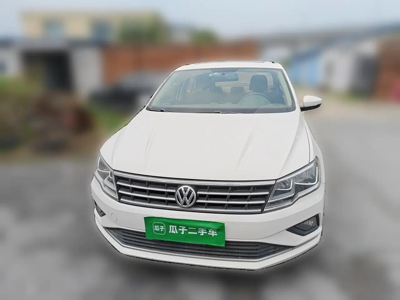 Volkswagen Jetta 2017 1.5L Manual Comfort Model — миниатюра 2