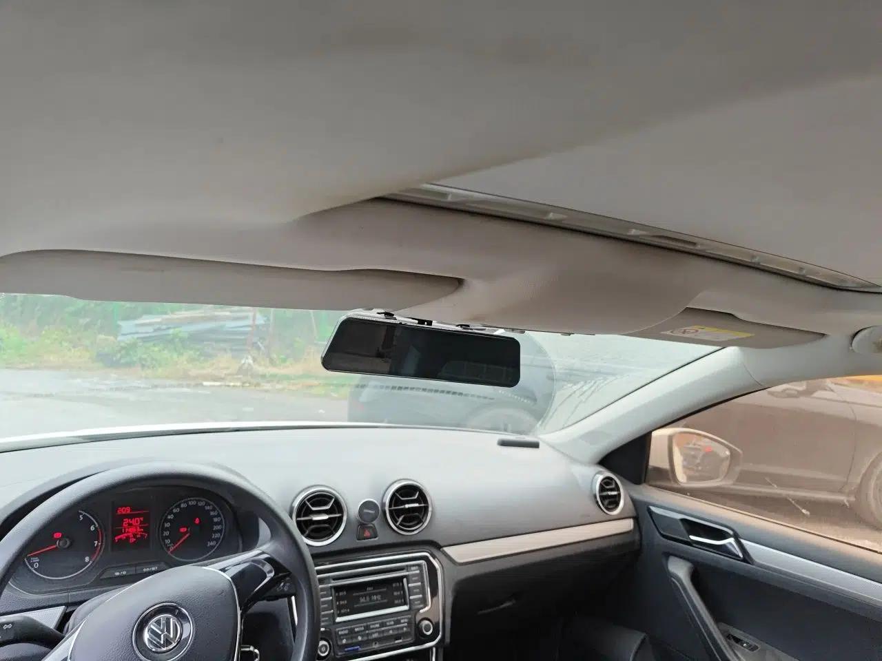 Volkswagen Jetta 2017 1.5L Manual Comfort Model — миниатюра 18