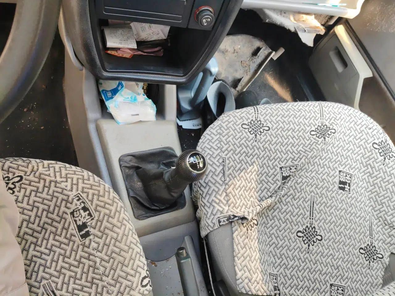 Volkswagen Jetta 2012 1.6L Collector's Edition — миниатюра 14