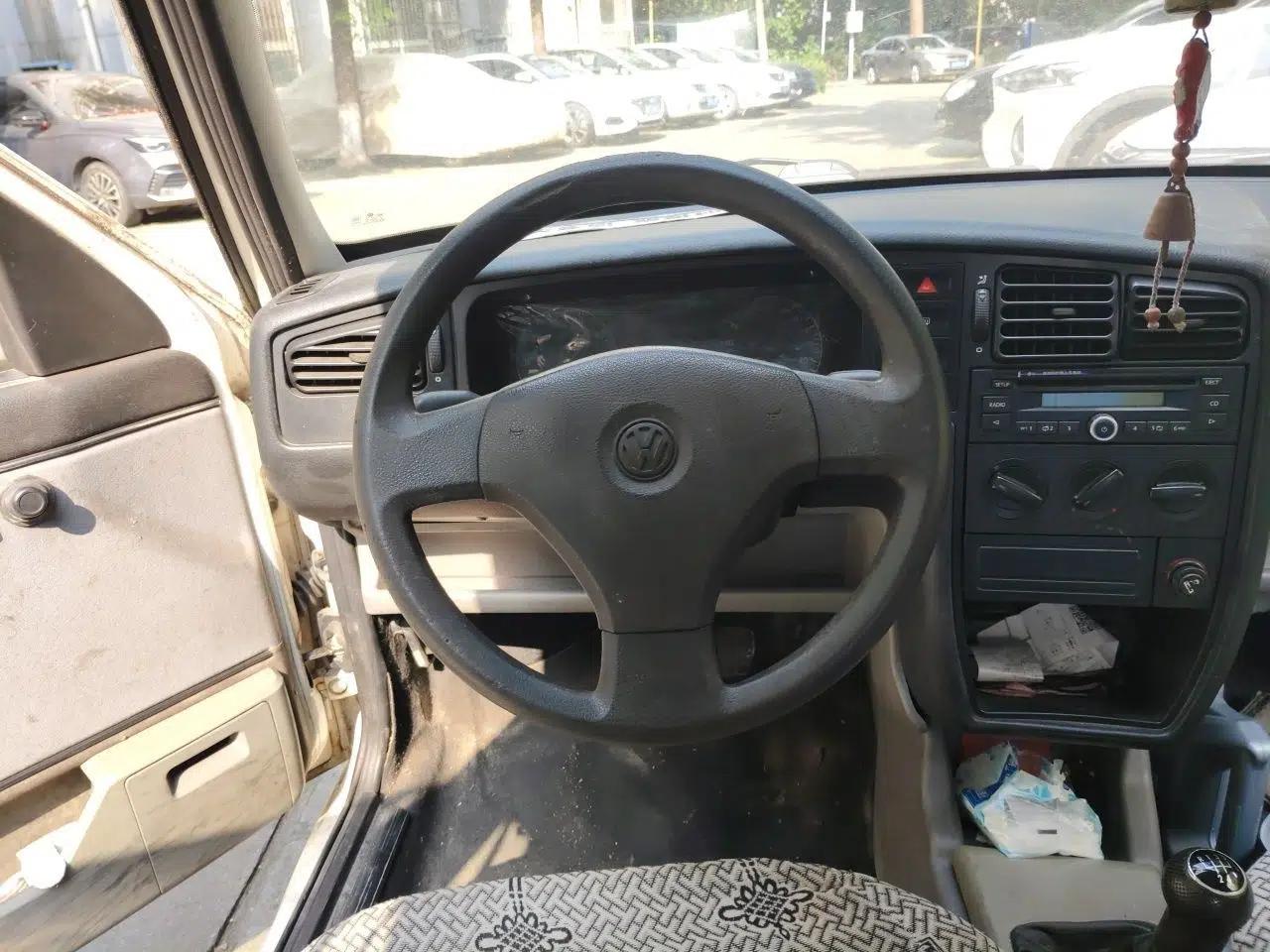 Volkswagen Jetta 2012 1.6L Collector's Edition — миниатюра 10