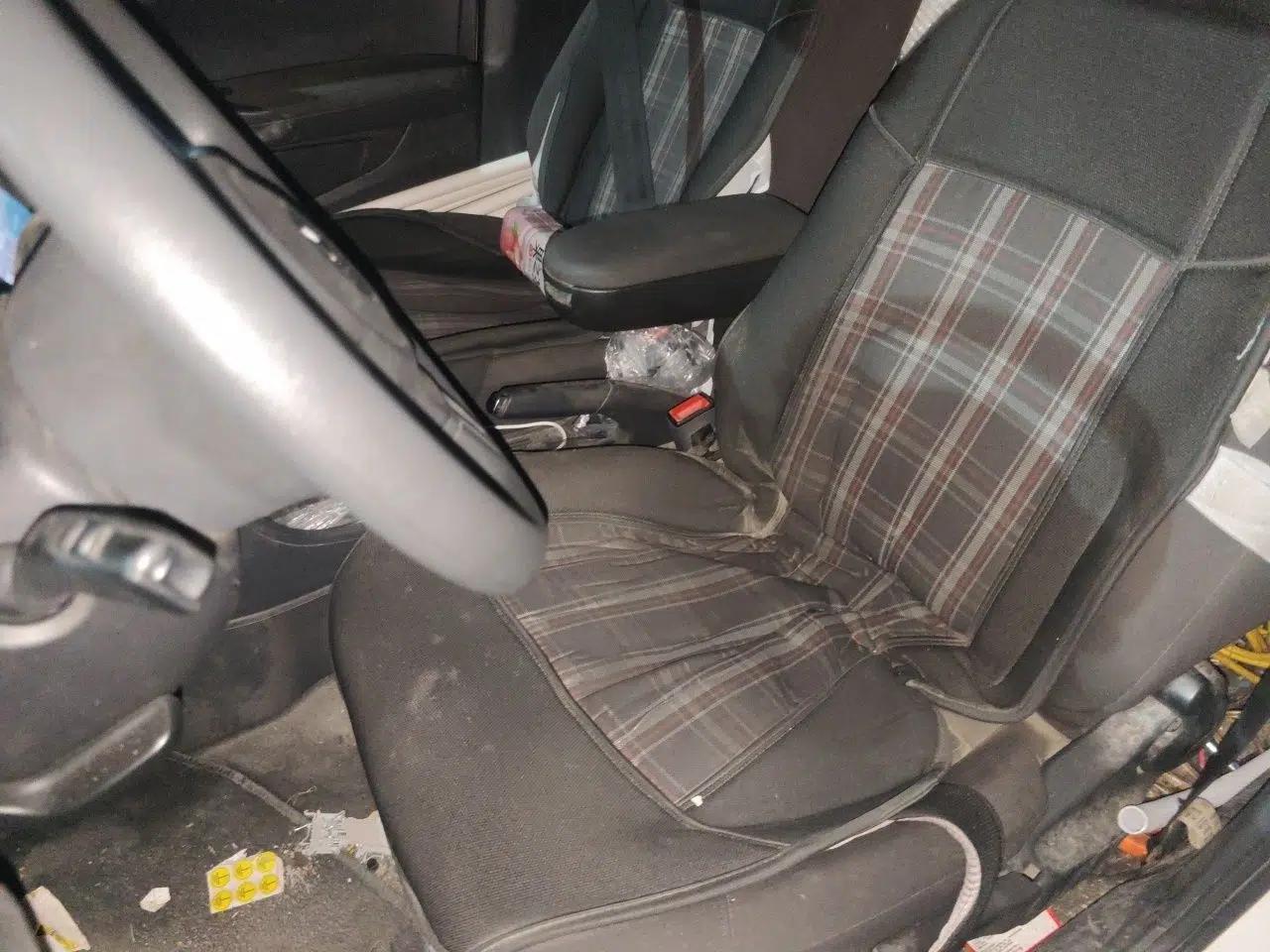 Volkswagen Jetta 2015 Zhuihui Edition 1.6L Manual Comfort Model — миниатюра 15