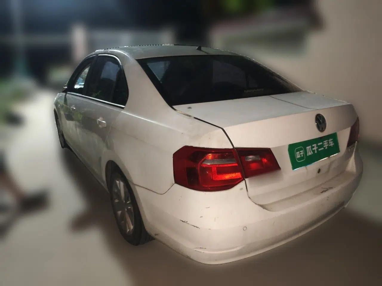 Volkswagen Jetta 2015 Zhuihui Edition 1.6L Manual Comfort Model — миниатюра 4