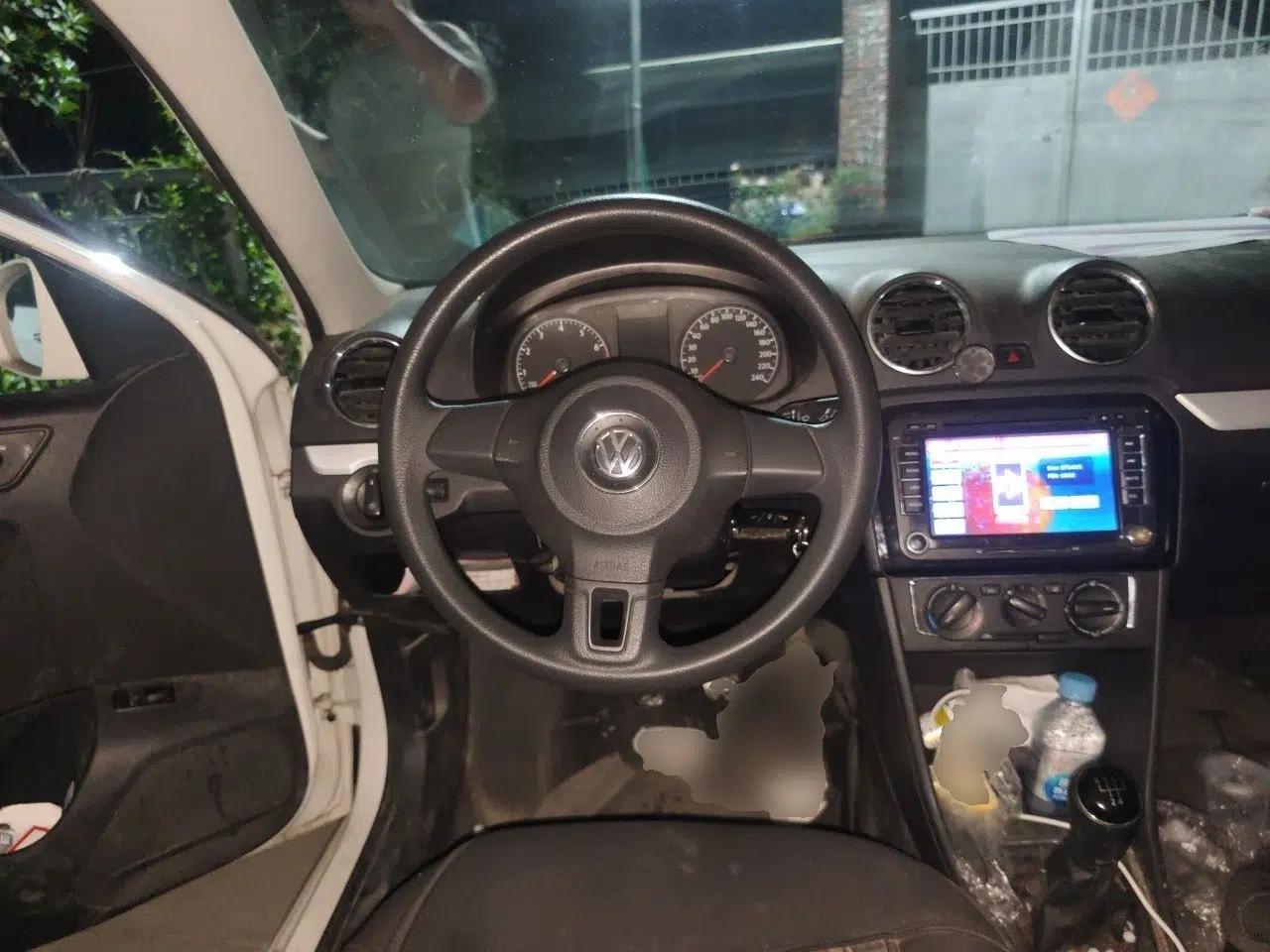Volkswagen Jetta 2015 Zhuihui Edition 1.6L Manual Comfort Model — миниатюра 10