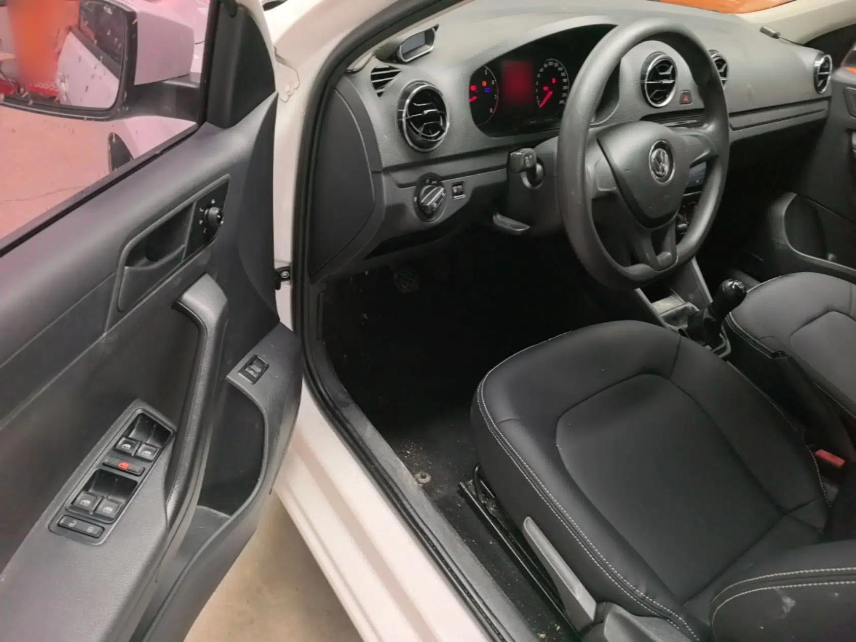 Volkswagen Jetta 2017 1.4L Manual Fashion Edition — миниатюра 23