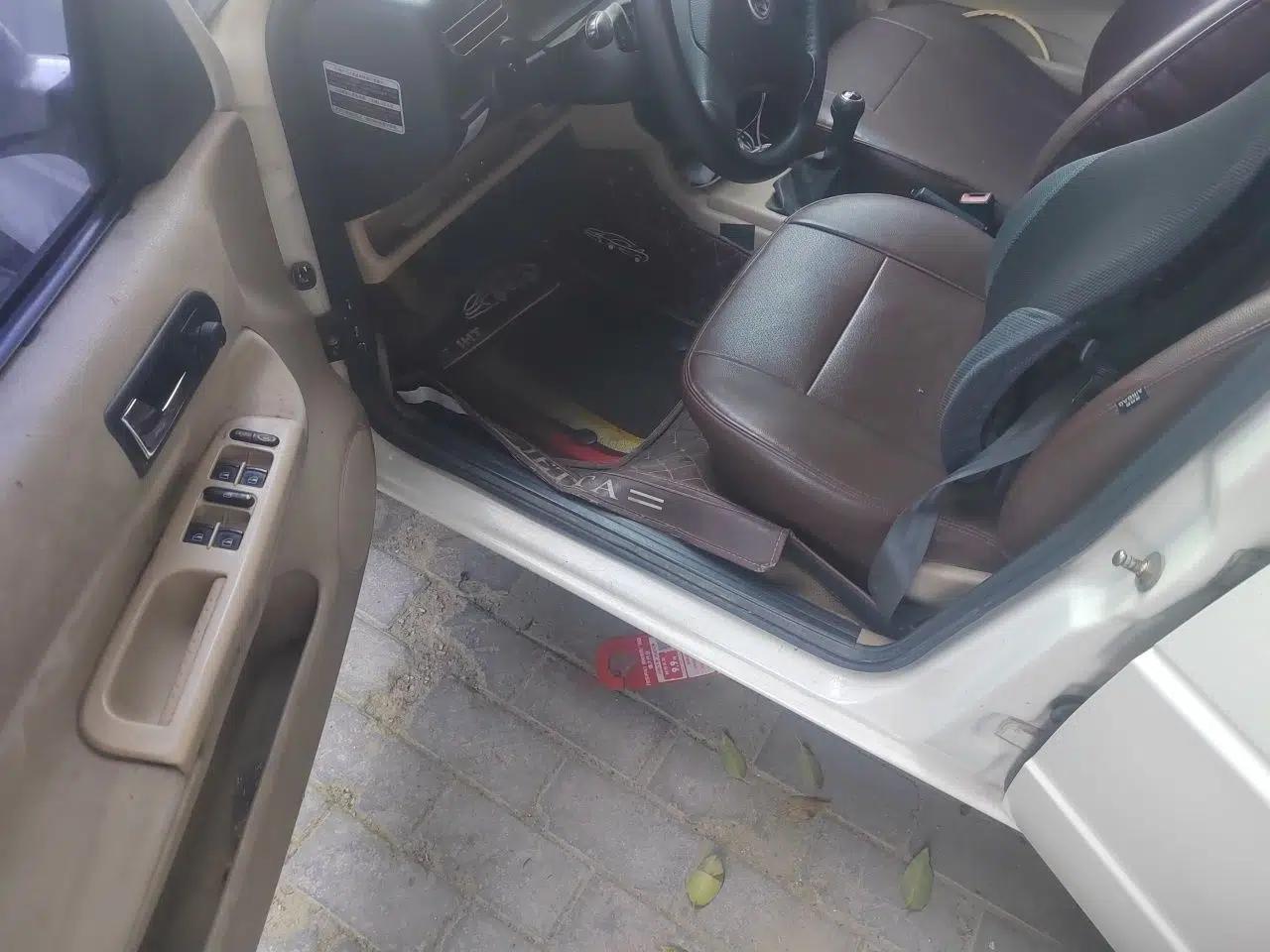 Volkswagen Jetta 2010 1.6L Partner — миниатюра 16