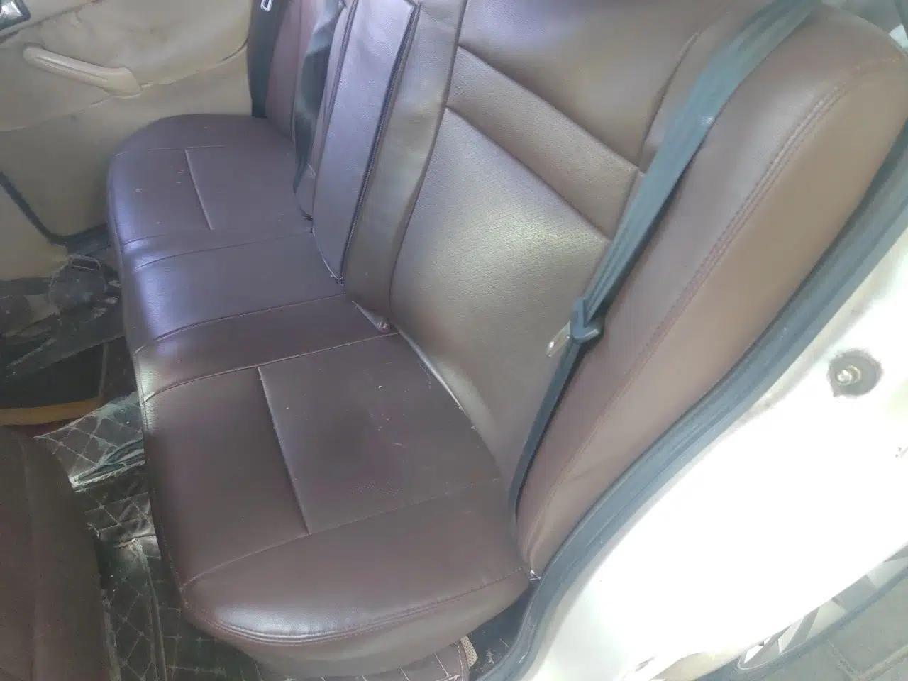 Volkswagen Jetta 2010 1.6L Partner — миниатюра 17