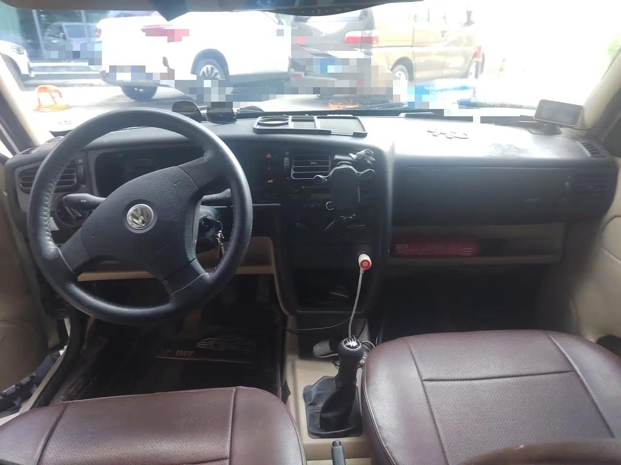 Volkswagen Jetta 2010 1.6L Partner — миниатюра 9