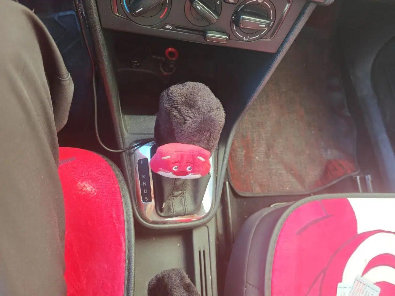 Volkswagen Jetta 2013 1.6L Automatic Fashion Model — миниатюра 14