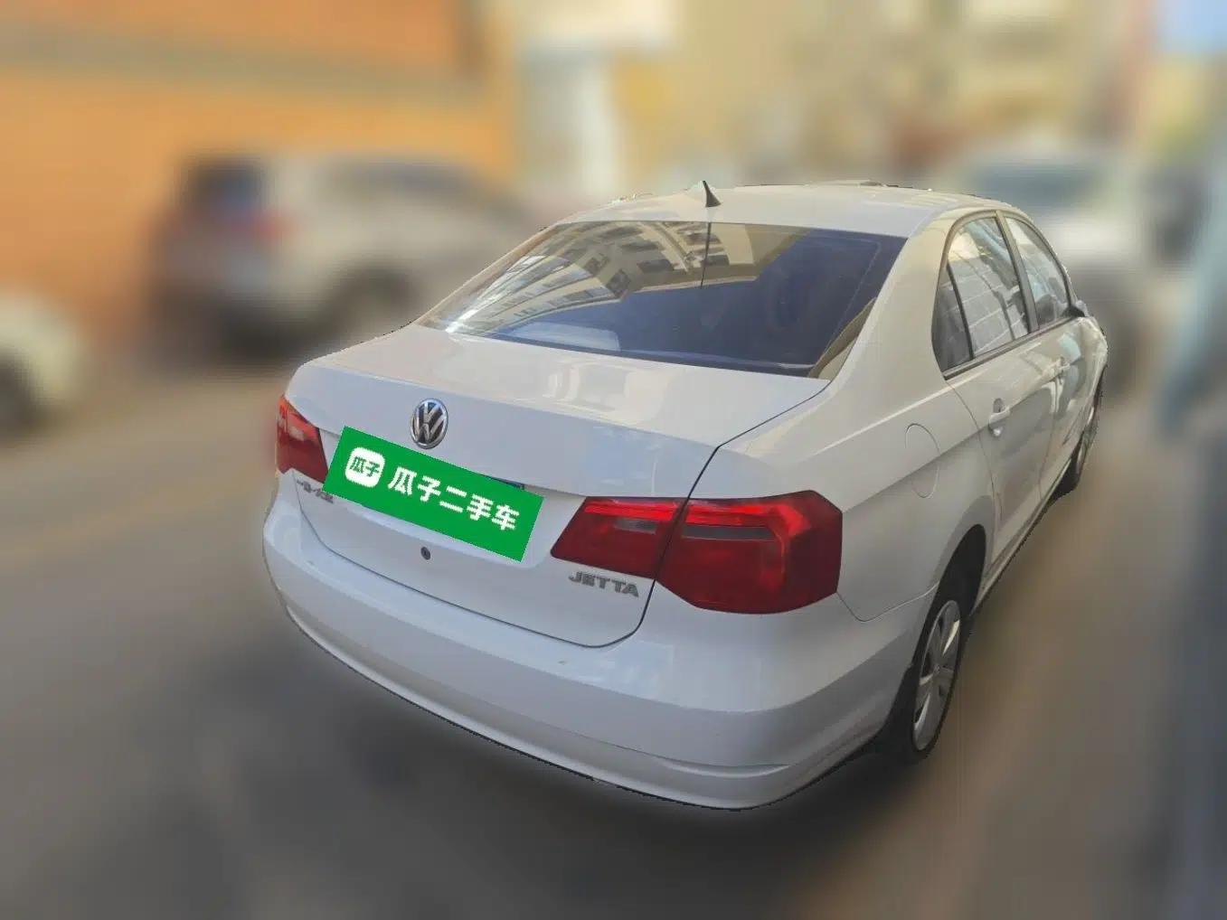 Volkswagen Jetta 2013 1.6L Automatic Fashion Model — миниатюра 6