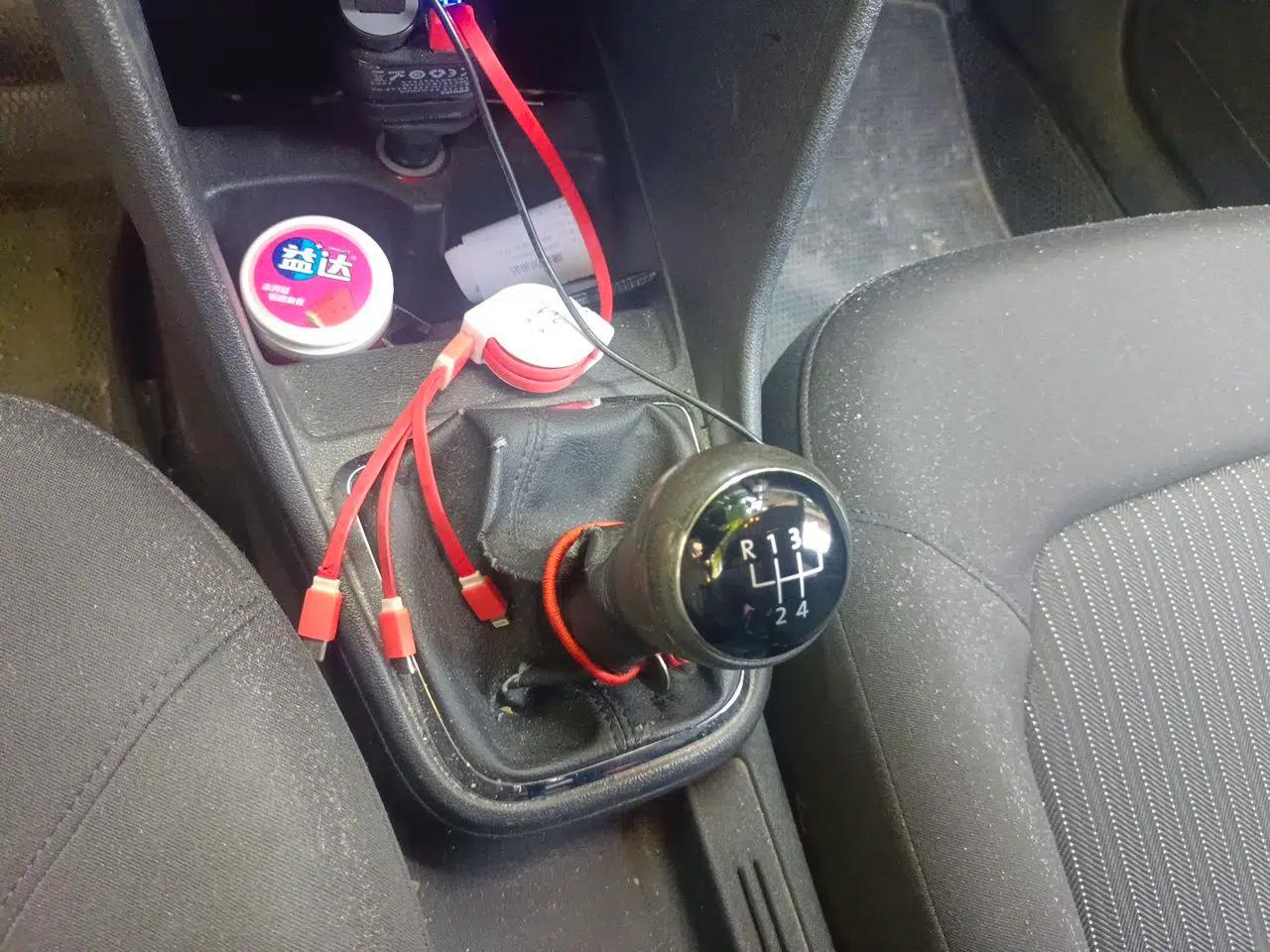 Volkswagen Jetta 2015 1.6L Manual Comfort Model — миниатюра 14