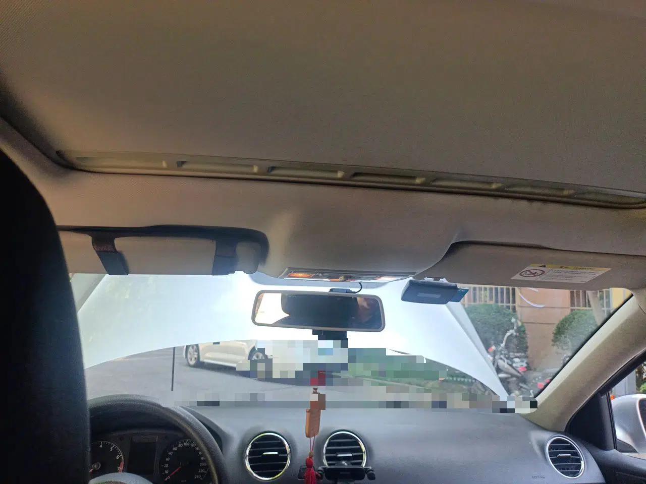 Volkswagen Jetta 2015 1.6L Manual Comfort Model — миниатюра 18
