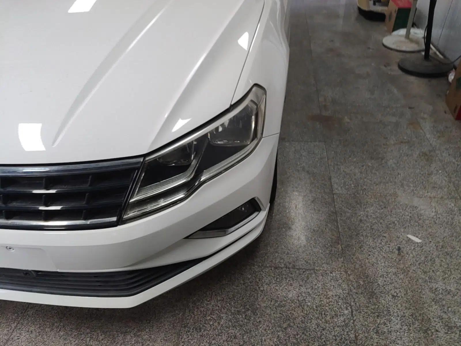 Volkswagen Jetta 2017 1.4L Manual Fashion Edition — миниатюра 8
