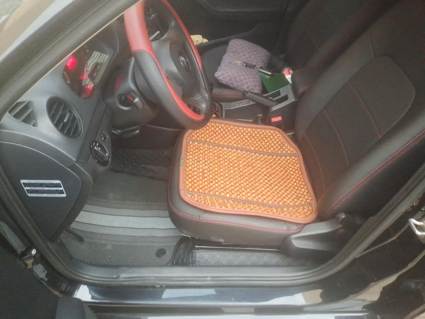 Volkswagen Jetta 2015 1.4L Manual Fashion Model — миниатюра 15