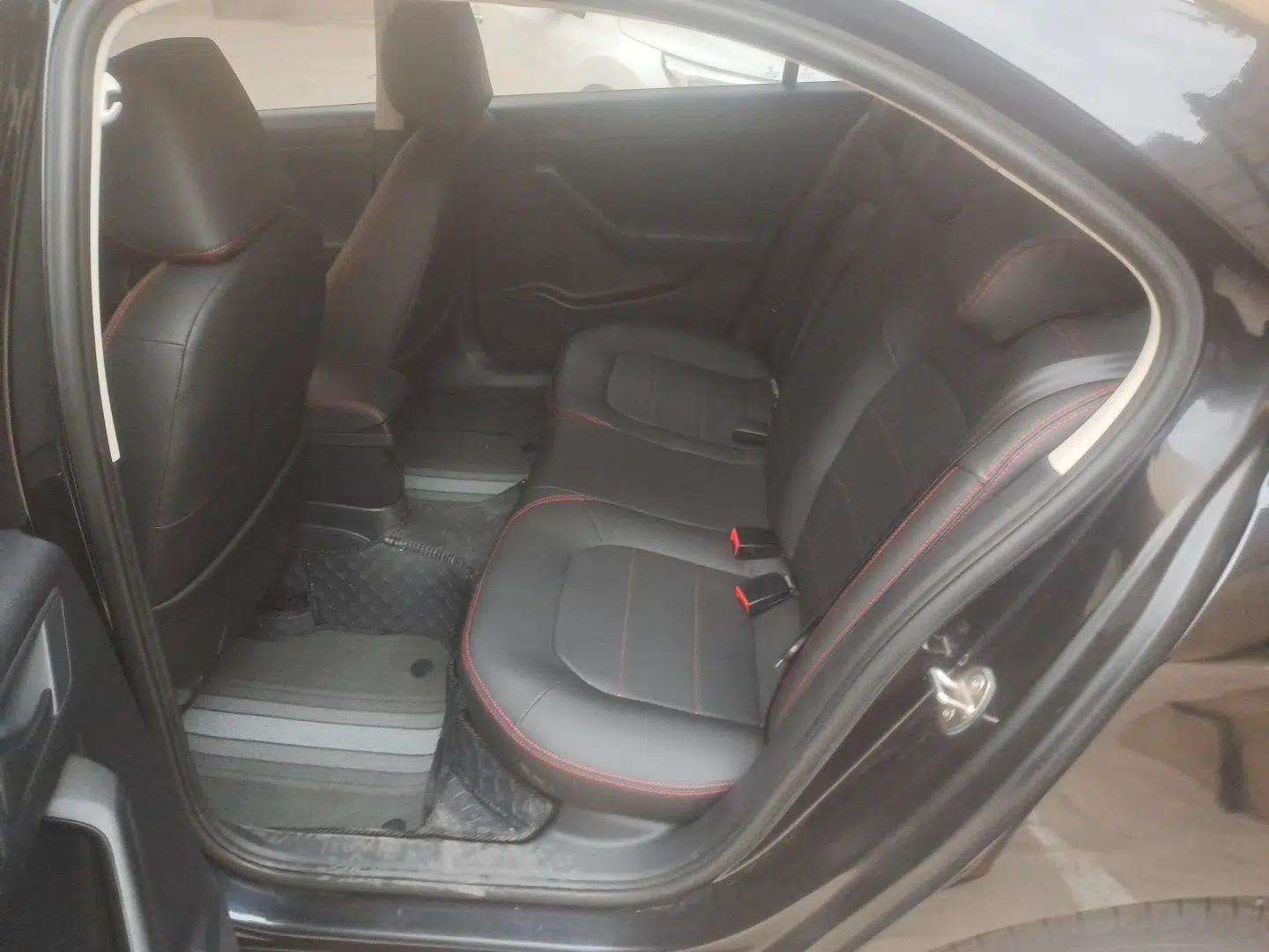 Volkswagen Jetta 2015 1.4L Manual Fashion Model — миниатюра 17