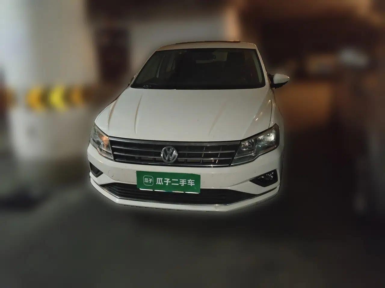 Volkswagen Jetta 2017 1.4L Manual Comfort Model — миниатюра 2