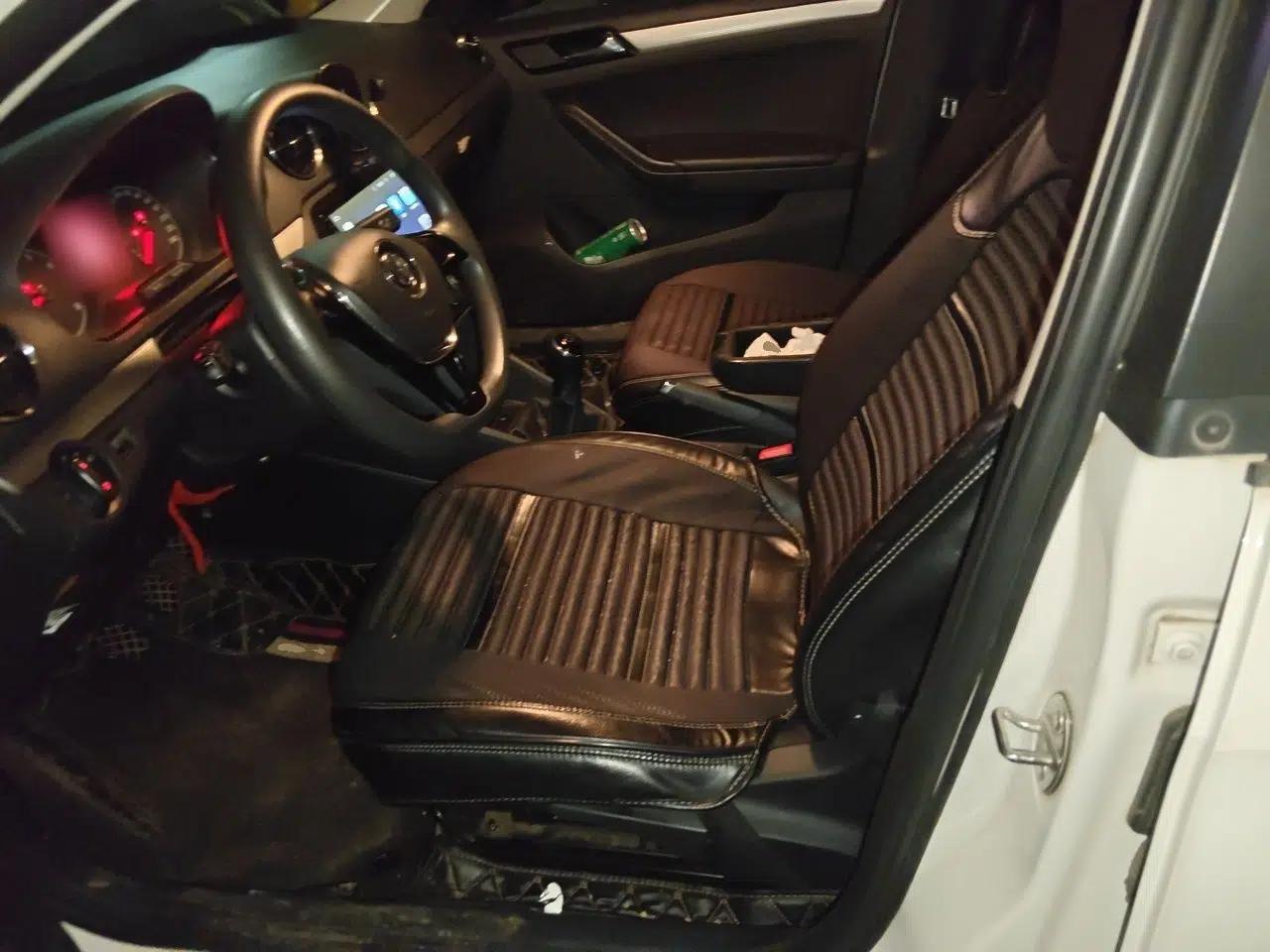 Volkswagen Jetta 2017 1.4L Manual Comfort Model — миниатюра 15