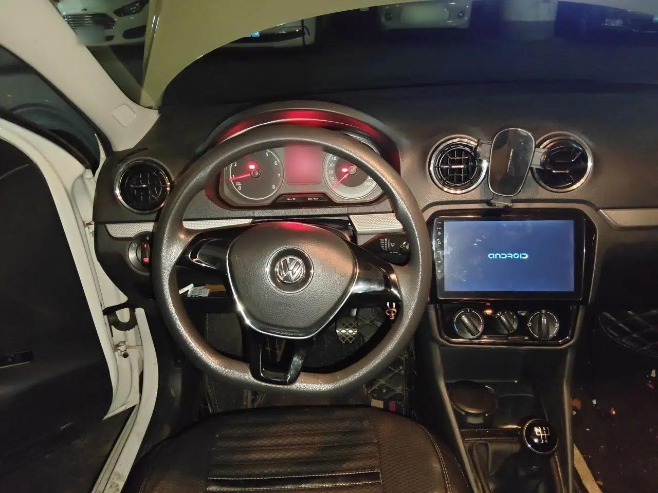 Volkswagen Jetta 2017 1.4L Manual Comfort Model — миниатюра 10