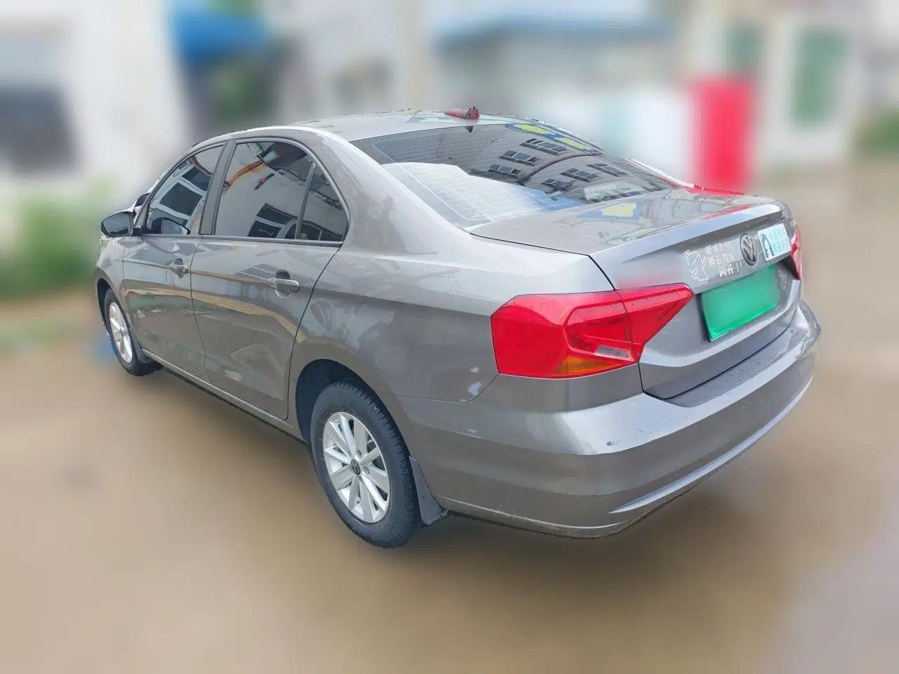 Volkswagen Jetta 2017 1.4L Manual Fashion Edition — миниатюра 4