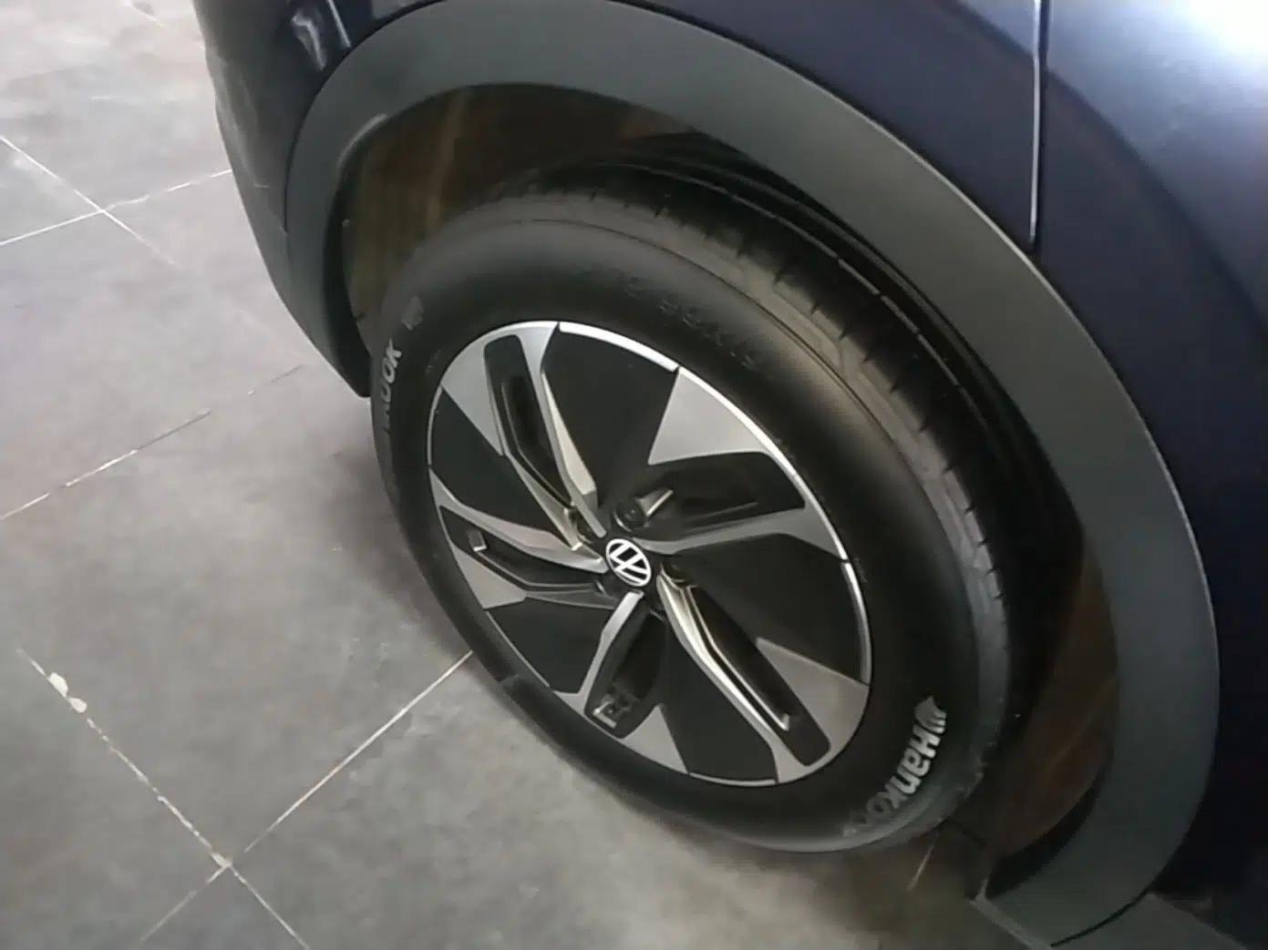 Volkswagen ID.4 CROZZ 2024 Pure Edition Limited Edition — миниатюра 16