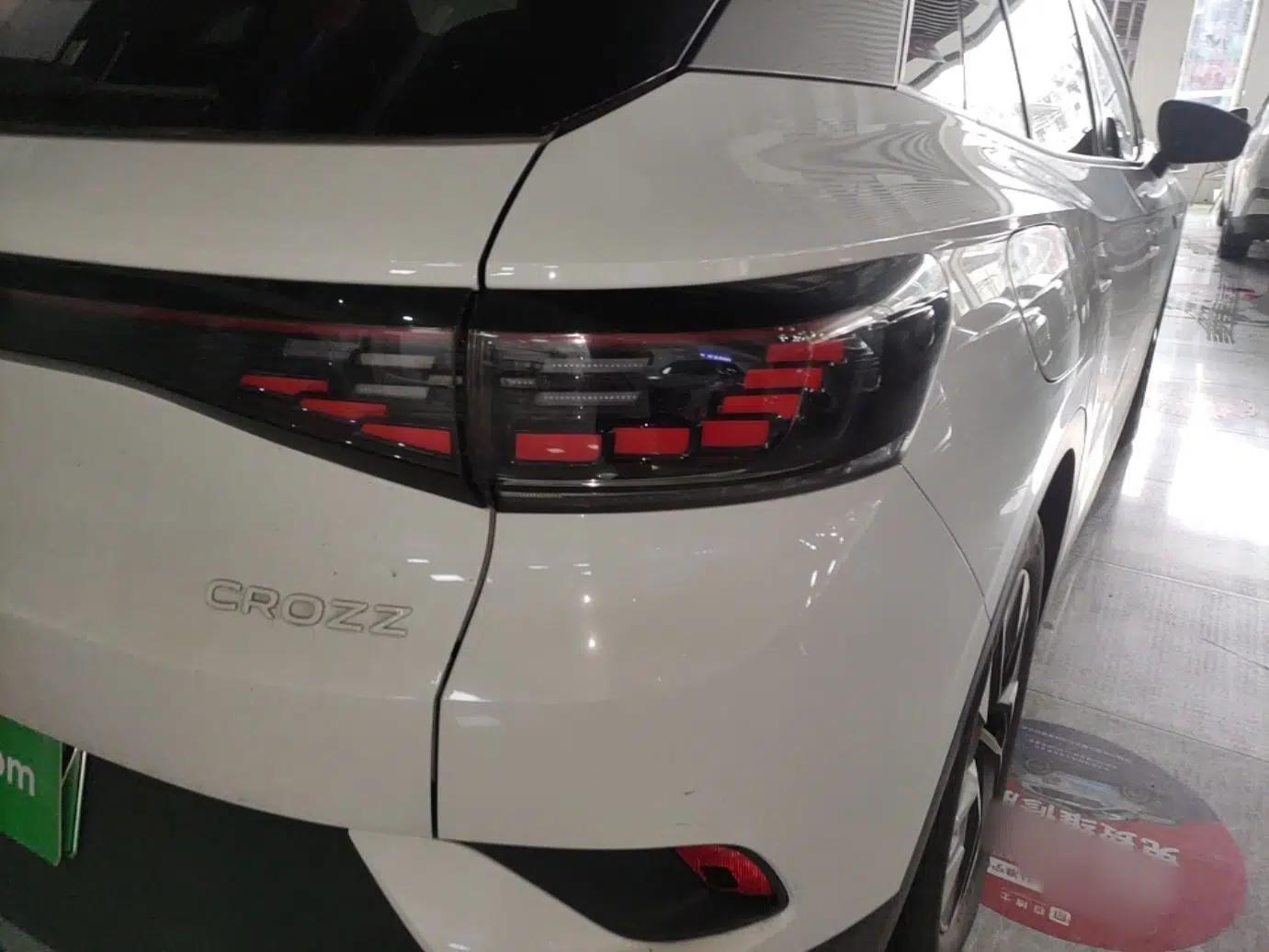 Volkswagen ID.4 CROZZ 2022 Pure Edition Limited Edition — миниатюра 14