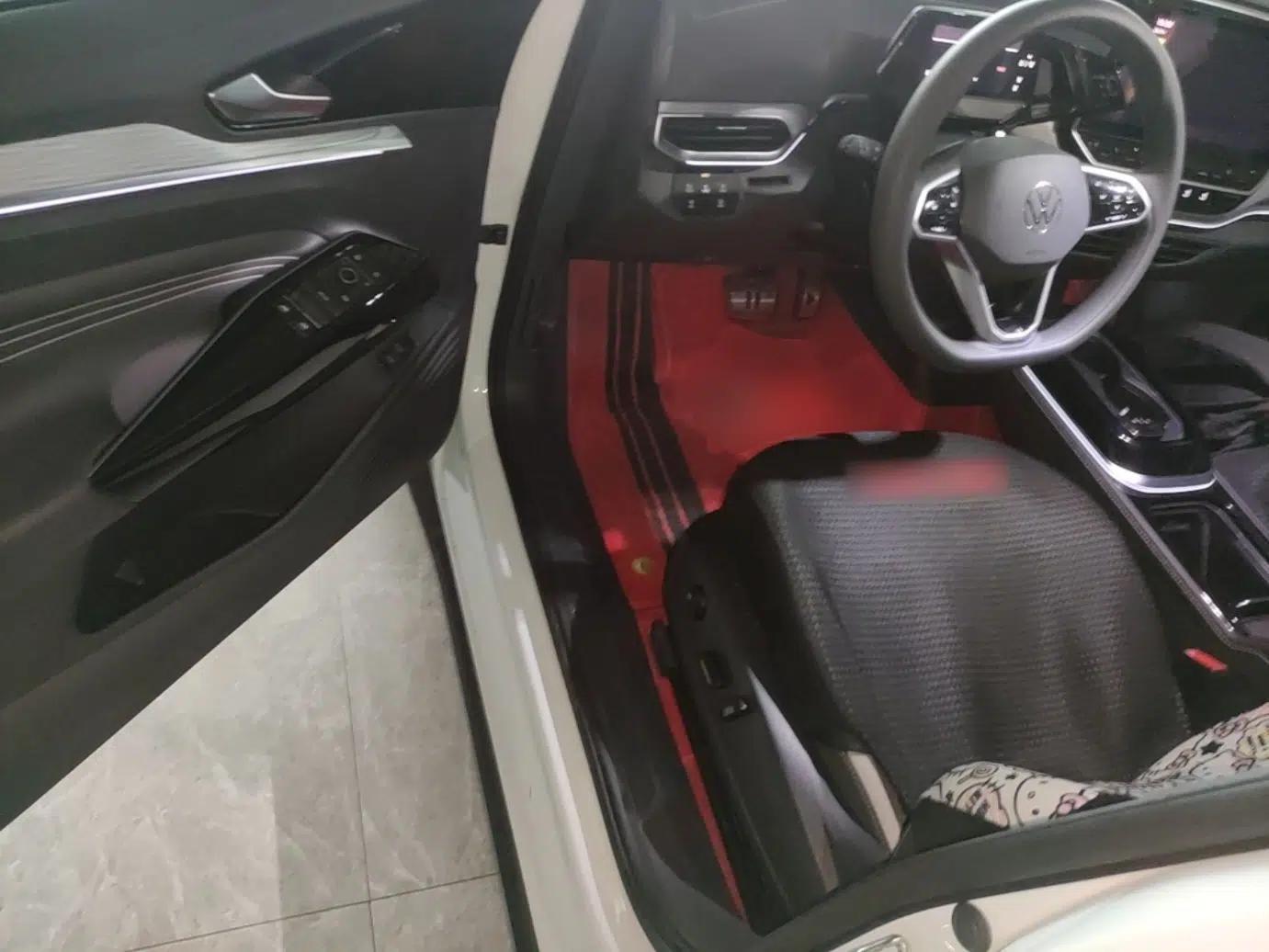 Volkswagen ID.4 CROZZ 2022 Pure Edition Limited Edition — миниатюра 23