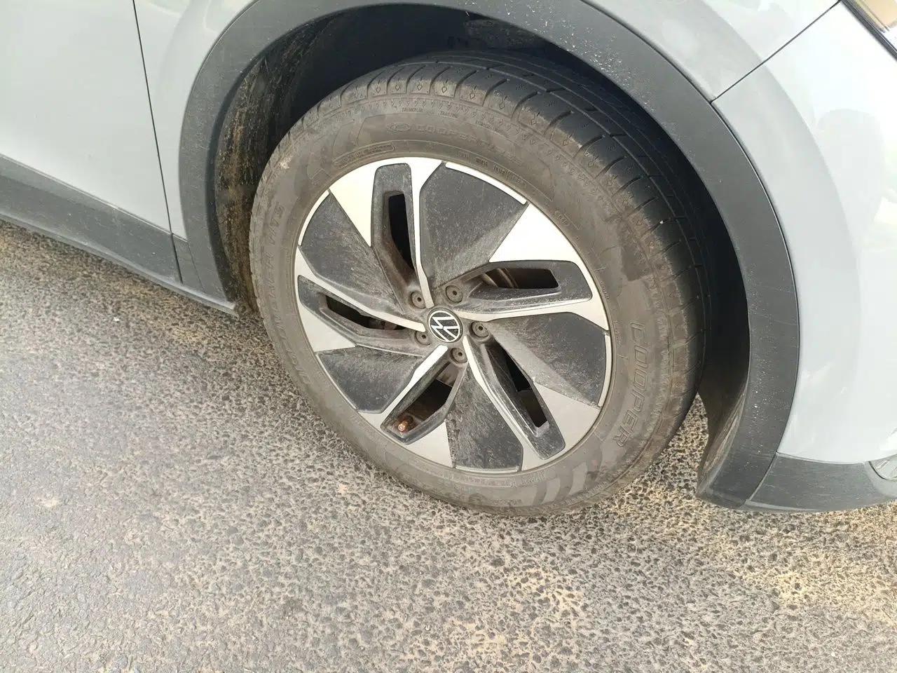 Volkswagen ID.4 CROZZ 2022 Pure Edition Limited Edition — миниатюра 8