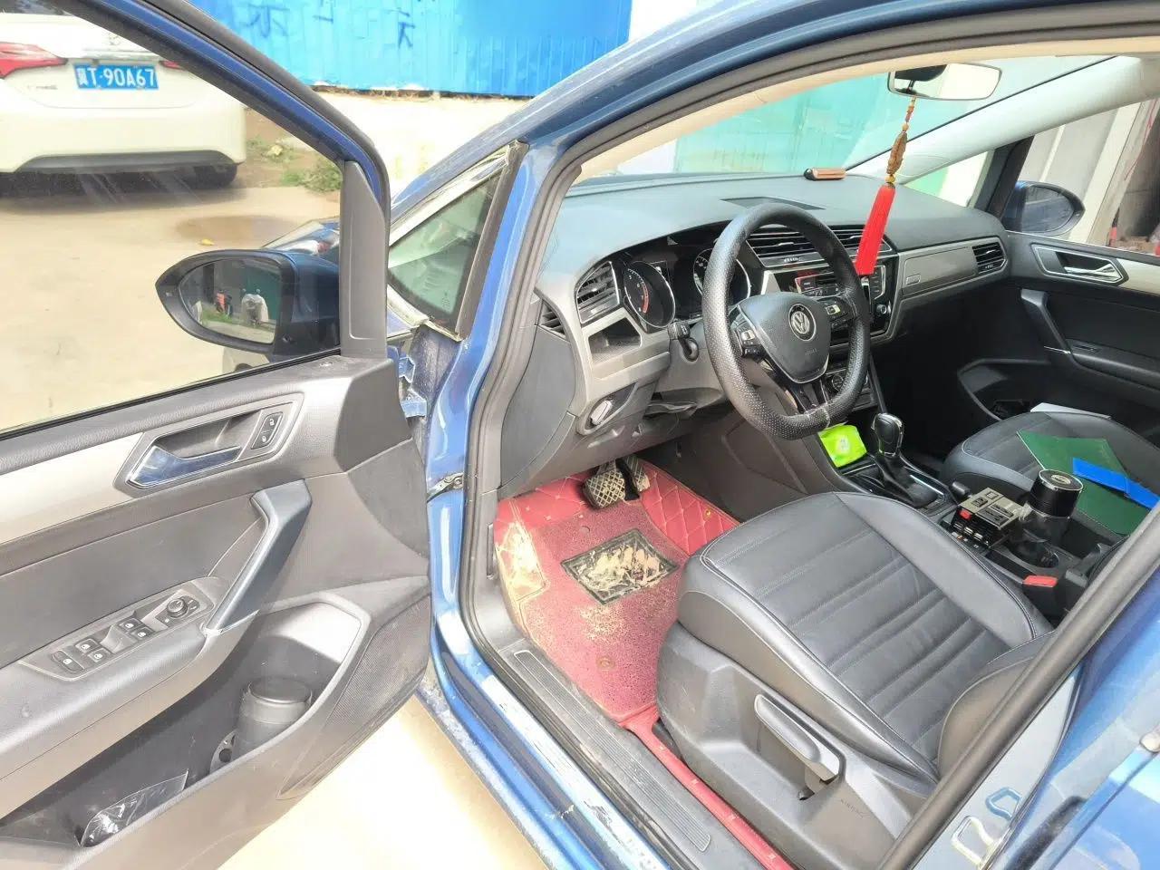 Volkswagen Touran 2016 Volkswagen Touran L 280TSI DSG Comfort Edition — миниатюра 16