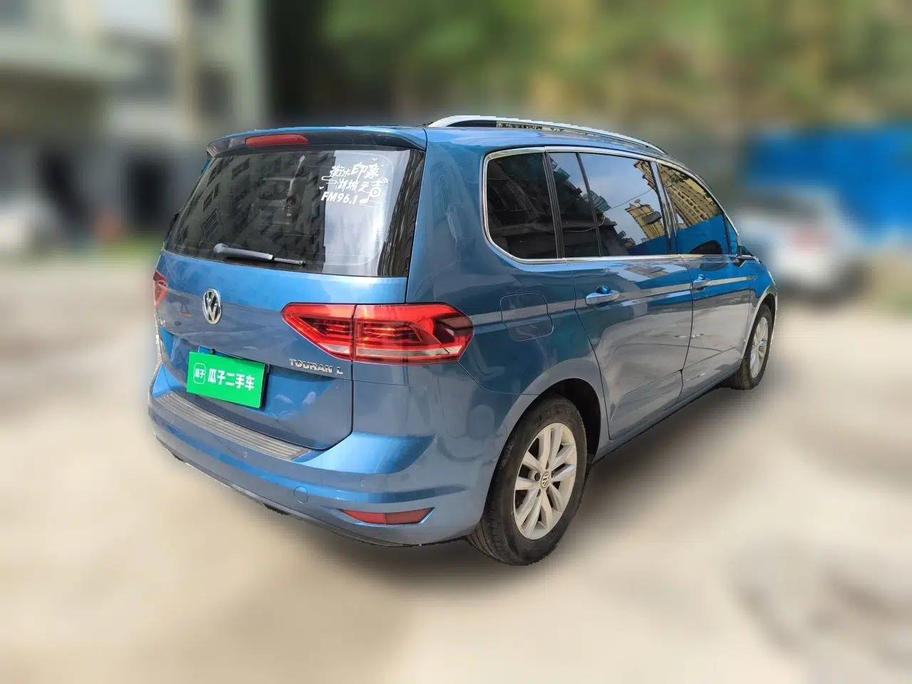 Volkswagen Touran 2016 Volkswagen Touran L 280TSI DSG Comfort Edition — миниатюра 6