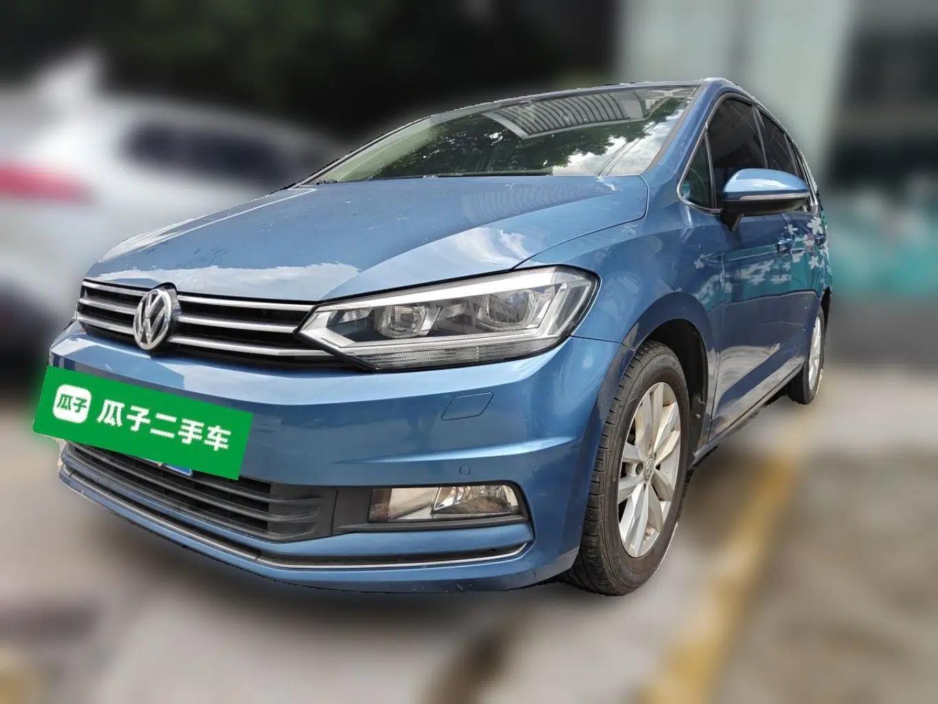 Volkswagen Touran 2016 Volkswagen Touran L 280TSI DSG Comfort Edition — миниатюра 1
