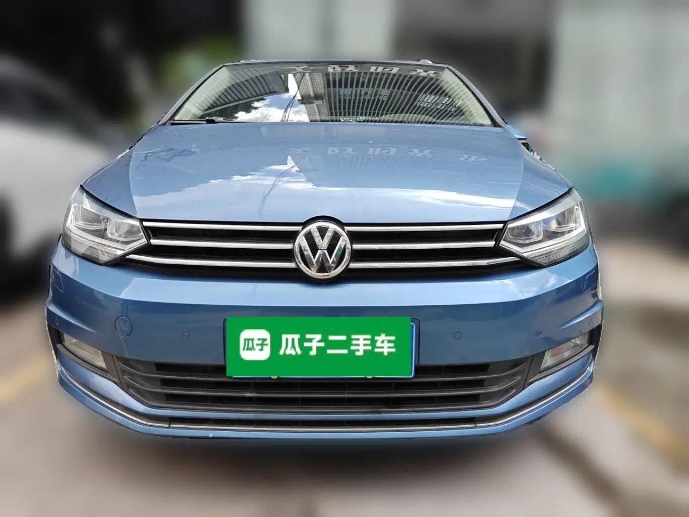 Volkswagen Touran 2016 Volkswagen Touran L 280TSI DSG Comfort Edition — миниатюра 2
