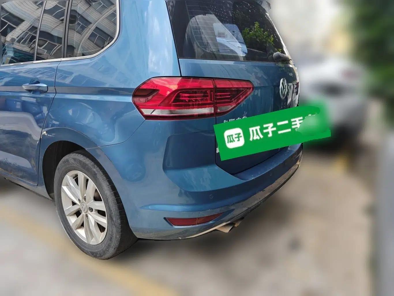 Volkswagen Touran 2016 Volkswagen Touran L 280TSI DSG Comfort Edition — миниатюра 4